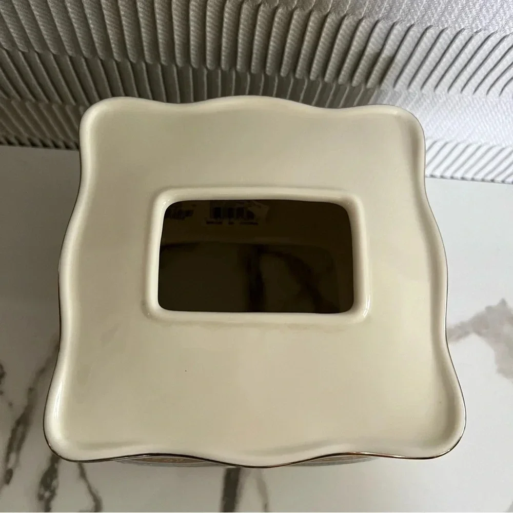 Croscill Napoleon Ceramic Bathroom Tissue Box Cover Blue & Cream Gold Accents